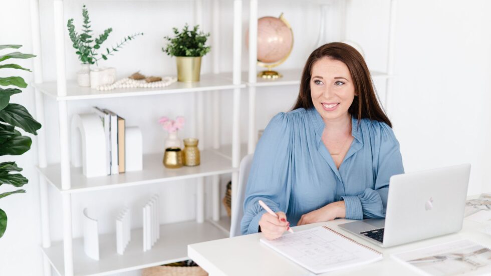 5 Reasons Small Business Owners Should Use Freebies to Grow Their Brand and Attract Customers